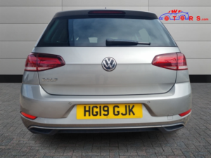 2019 Volkswagen Golf 1.6 Tdi Match in Silver — image 6