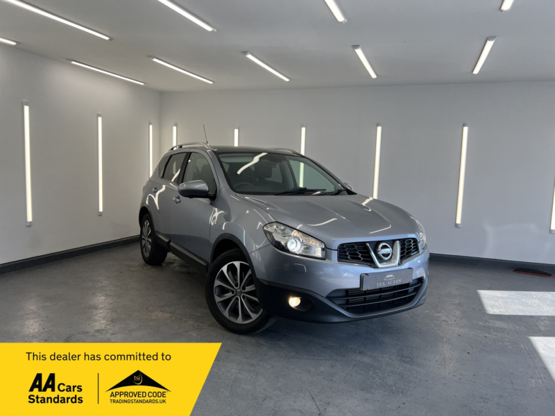 2012 Nissan Qashqai 1.5 Dci Tekna in Grey — image 1