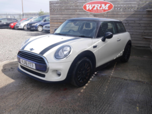 2016 MINI Hatch 1.5 Cooper Hatchback 3dr Petrol Manual Euro 6 (s/s) (136 Ps) in White — image 5