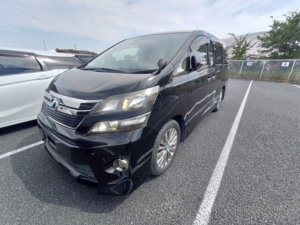 2014 Toyota Vellfire 2.4 Golden Eyes 7 Seats in Black — image 2