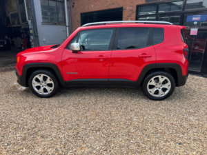 2016 Jeep Renegade 1.6 Multijetii Limited Euro 6 (s/s) 5dr in Red — image 5