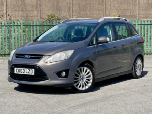 2013 Ford Grand C-Max 2.0 Tdci Titanium in Brown — image 3