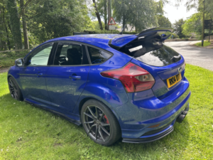 2014 Ford Focus 2.0 T Ecoboost St-3 in Blue — image 6