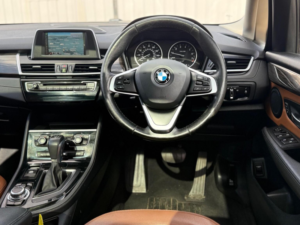 2015 BMW 2 Series Gran Tourer 1.5 218i Luxury Auto Euro 6 (s/s) 5dr in White — image 2