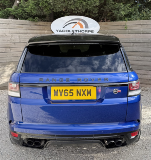 2015 Land Rover Range Rover Sport 5.0 V8 Svr in Blue — image 4