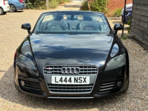 2010 Audi Tt 2.0 Tdi S Line Special Edition Roadster Quattro Euro 4 2dr in Black — image 2