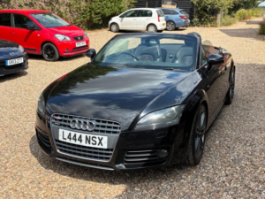 2010 Audi Tt 2.0 Tdi S Line Special Edition Roadster Quattro Euro 4 2dr in Black — image 3