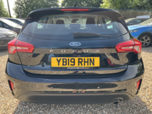 2019 Ford Focus 1.0 T Ecoboost Titanium in Black — image 5