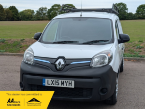 2015 Renault Kangoo Ll21 Ze in White — image 4