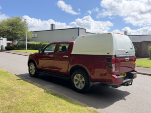 2021 Isuzu D-Max 1.9 Td Dl20 in Red — image 5