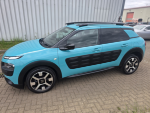 2016 Citroen C4 Cactus 1.6 Bluehdi Flair in Blue — image 6