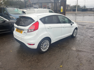 2013 Ford Fiesta 1.0t Ecoboost Titanium Hatchback 5dr Petrol Manual Euro 5 (s/s) (100 Ps) in White — image 3