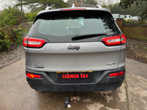 2015 Jeep Cherokee 2.0 Cherokee 2.0 140hp 4WD Manual Longitude in Grey — image 5