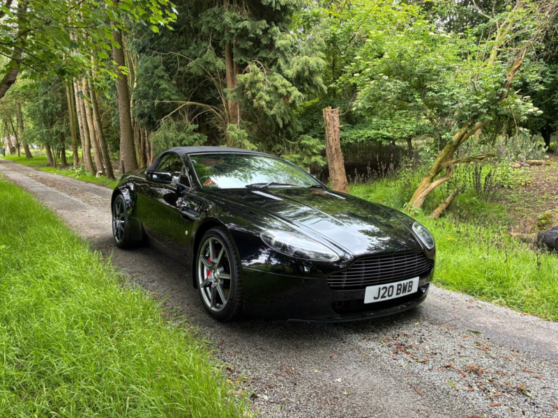 2007 Aston Martin Vantage 4.3 V8 in Black — image 1
