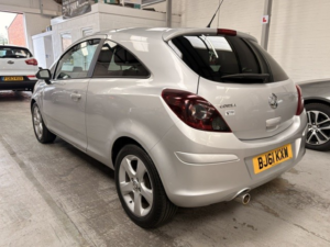 2012 Vauxhall Corsa 1.2 I Ecoflex 16v Sxi in Silver — image 3