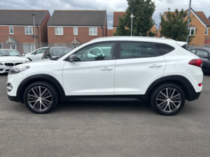2018 Hyundai Tucson 1.6 T-Gdi Go! Se SUV 5dr Petrol Manual Euro 6 (177 Ps) in White — image 5