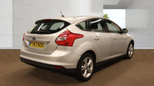 2013 Ford Focus 1.6 Zetec Powershift Euro 5 5dr in Silver — image 4