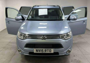 2015 Mitsubishi Outlander 2.0h 12kwh Gx4h CVT 4WD Euro 5 (s/s) 5dr in Blue — image 6