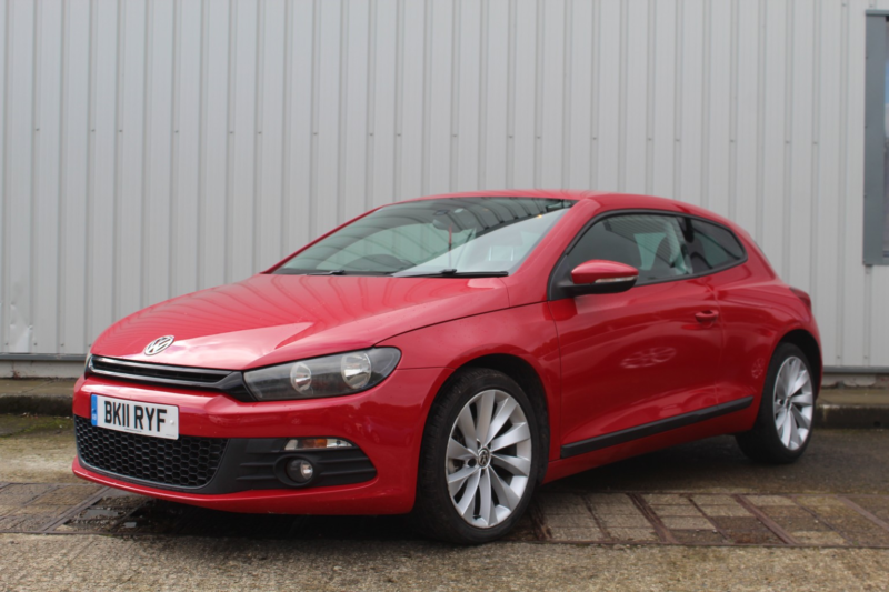 2011 Volkswagen Scirocco 2.0 Tdi Bluemotion Tech Gt in Red — image 1