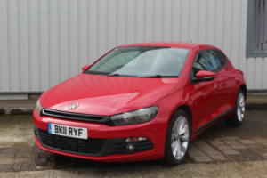 2011 Volkswagen Scirocco 2.0 Tdi Bluemotion Tech Gt in Red — image 3