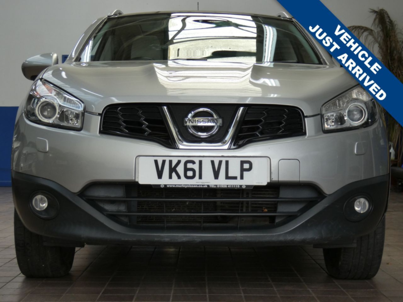 2011 Nissan Qashqai 2.0 Tekna SUV 5dr Petrol CVT 2WD Euro 5 (140 Ps) in Silver — image 1