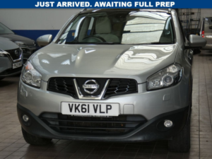 2011 Nissan Qashqai 2.0 Tekna SUV 5dr Petrol CVT 2WD Euro 5 (140 Ps) in Silver — image 3