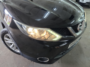 2014 Nissan Qashqai 1.5 Dci Acenta Premium in Black — image 2