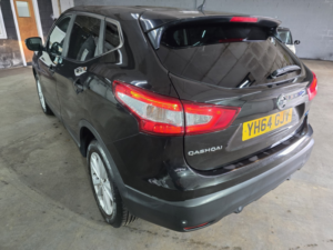 2014 Nissan Qashqai 1.5 Dci Acenta Premium in Black — image 5