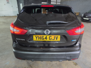 2014 Nissan Qashqai 1.5 Dci Acenta Premium in Black — image 6