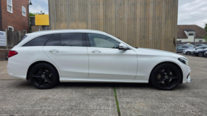 2017 Mercedes-Benz C Class 2.1 C250d Amg Line (premium Plus) G-Tronic+ Euro 6 (s/s) 5dr in White — image 5