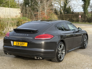 2012 Porsche Panamera 3.0 D V6 in Grey — image 3