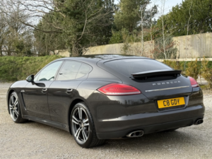 2012 Porsche Panamera 3.0 D V6 in Grey — image 6