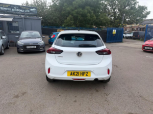 2021 Vauxhall Corsa 1.2 Se Premium Euro 6 5dr in White — image 5