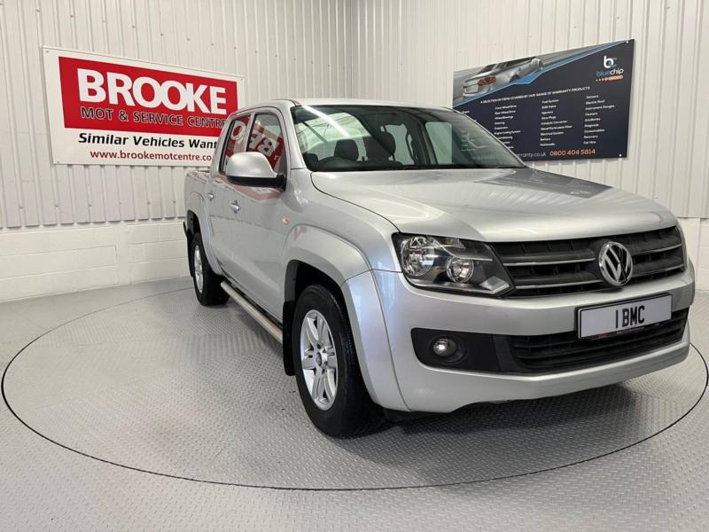 2012 Volkswagen Amarok 2.0 Bitdi Trendline 4motion Selectable Euro 5 4dr in Silver — image 1