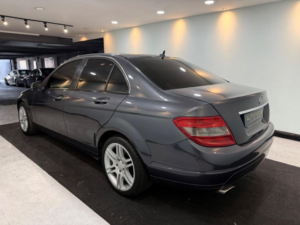 2010 Mercedes-Benz C Class 1.8 C180 Blueefficiency Executive Se Auto Euro 5 4dr in Grey — image 5