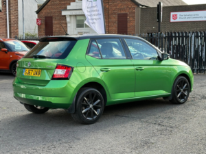 2017 Skoda Fabia 1.0 Tsi Colour Edition Hatchback 5dr Petrol Manual Euro 6 (s/s) (95 Ps) in Green — image 4