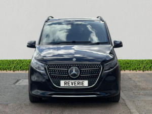 2025 Mercedes-Benz V Class 2.0 V300d Premium MPV 5dr Diesel G-Tronic+ Euro 6 (s/s) (8 Seat, Extra Long) (237 Ps) in Black — image 2