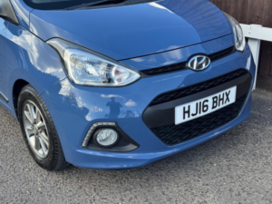2015 Hyundai I10 1.0 Premium Euro 5 5dr in Blue — image 6