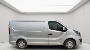 2017 Vauxhall Vivaro 1.6 Cdti 2700 Sportive L1 H1 Euro 6 5dr in Silver — image 5