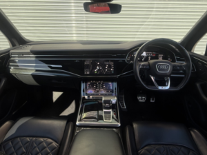 2021 Audi Sq7 4.0 Tfsi V8 Black Edition in Grey — image 5