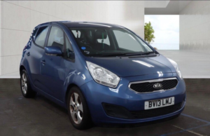 2013 Kia Venga 1.6 2 Auto Euro 5 5dr in Blue — image 2