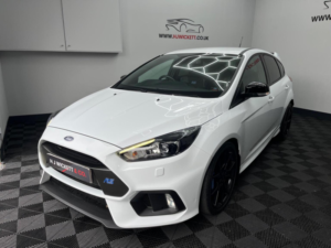 2016 Ford Focus 2.3t Ecoboost Rs AWD Euro 6 (s/s) 5dr in White — image 2
