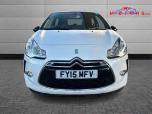 2015 Citroen Ds3 1.2 Puretech Dstyle Plus in White — image 2
