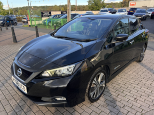 2018 Nissan Leaf 40kwh Tekna in Black — image 2