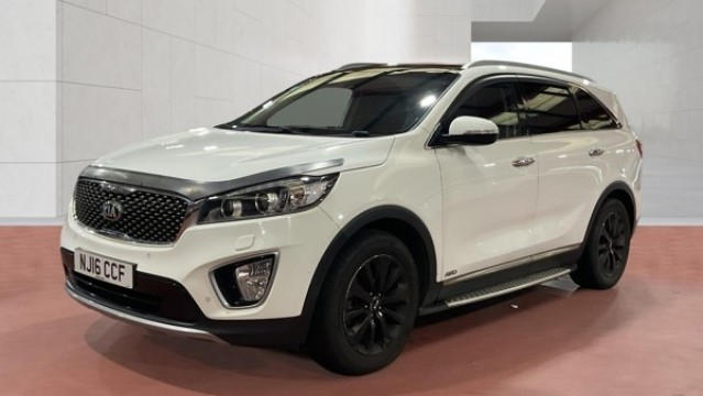 2016 Kia Sorento 2.2 Crdi Kx-3 in White — image 1