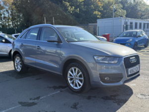 2013 Audi Q3 2.0 Tdi Se in Blue — image 2