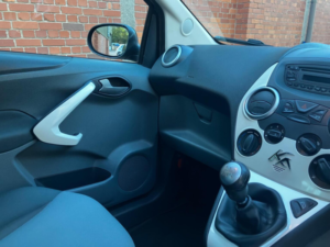 2013 Ford Ka 1.2 Zetec Euro 5 (s/s) 3dr in Black — image 5