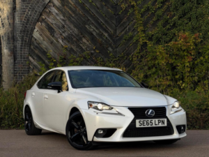 2016 Lexus Is 2.5 300h Sport E-CVT Euro 6 (s/s) 4dr in White — image 6