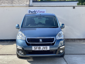 2018 Peugeot Partner 1.6 Hdi Horizon – Allied Mobility Conversion Wheelchair Adapted Wav 5 Seats (2018) 18 in Blue — image 4
