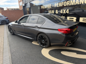2018 BMW 5 Series 2.0 520d M Sport Saloon in Grey — image 3